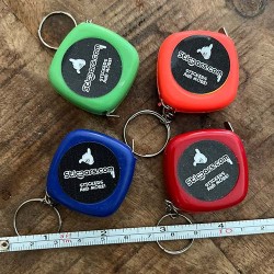 106 Sticcars meetlint 1 meter sleutelhanger 106 Sticcars meetlint 1 meter sleutelhanger
