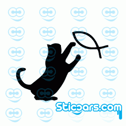 3136 Cat gets ichtus fish